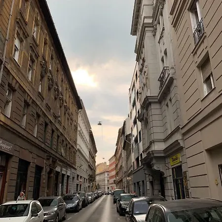 Apartment Palace District Newly Built Duplex Budapest